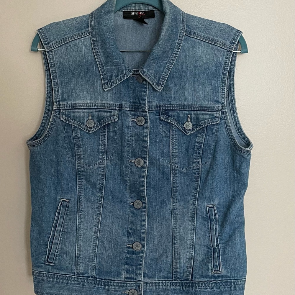 Style & Co Sleeveless Denim Jean Button Vest with Pockets Women’s Size M